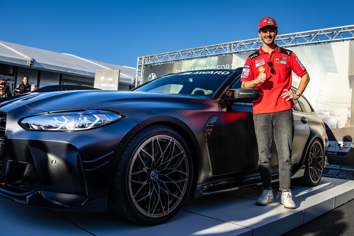 Memenangi Kategori BMW M Awards, Francesco Bagnaia Menapat Hadiah Mobil BMW Terbaru