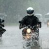 Inilah Tips Berkendara Dengan Sepeda Motor Ditengah Hujan Badai
