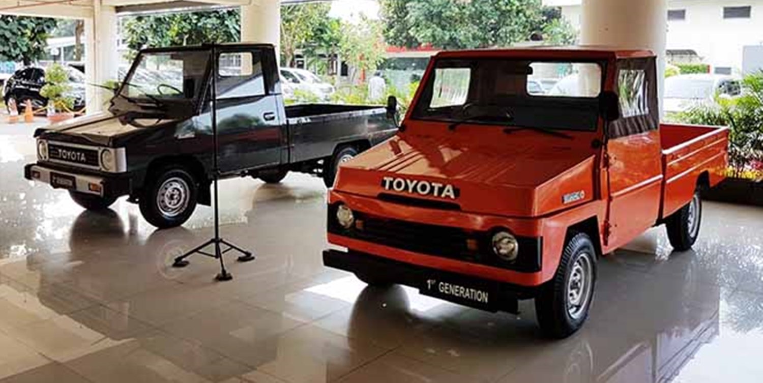 Toyota Kijang Pertama.