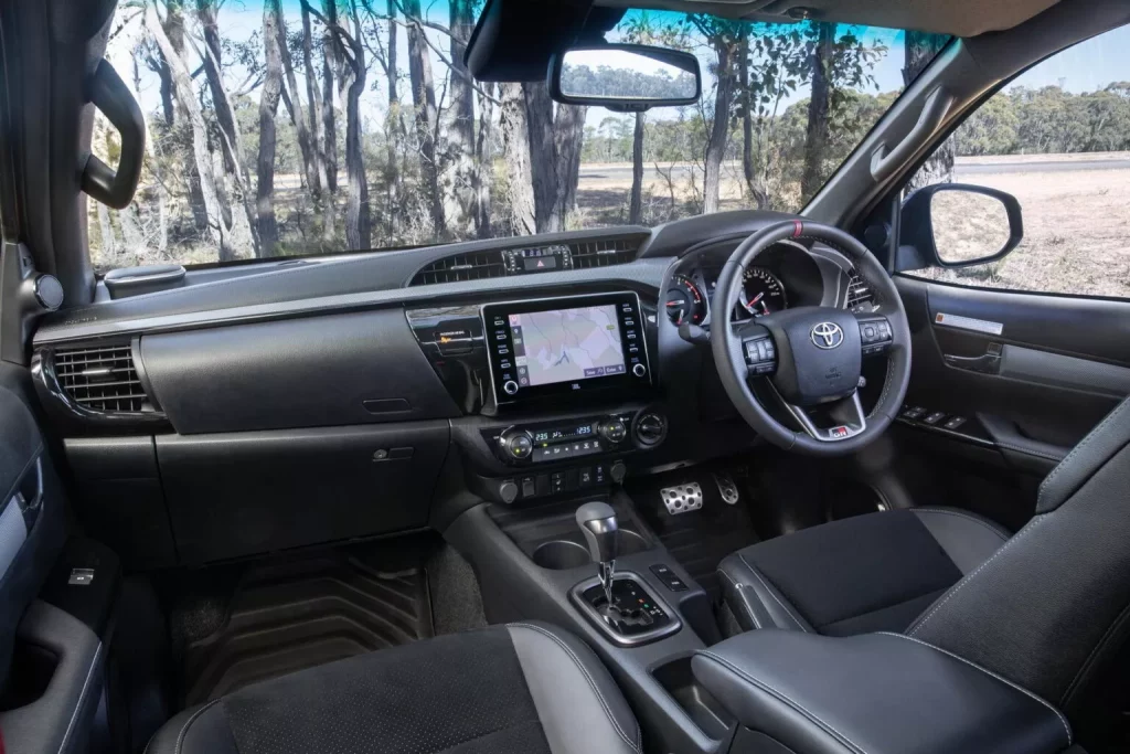 Toyota Hilux GR Sport Kini Hadir Di Australia, Jauh Lebih Sangar