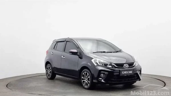 Daihatsu Sirion hatchback bekas