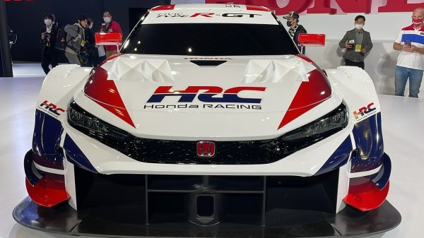 Inilah Honda Civic Type R Super GT Yang Siap Dipakai Balap Tahun 2024