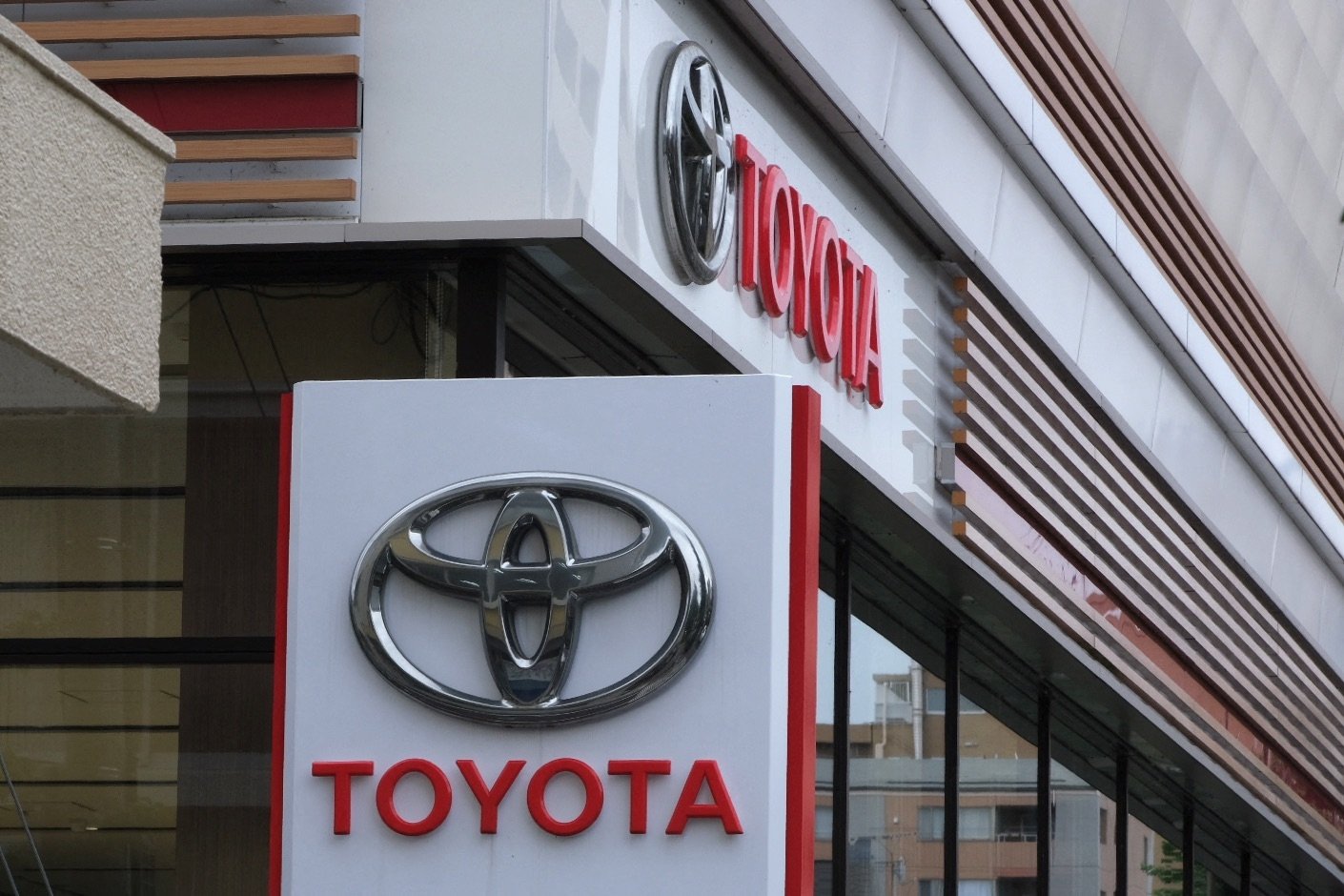 Toyota Meraih Penjualan 10 Juta Unit Sepanjang Tahun 2022