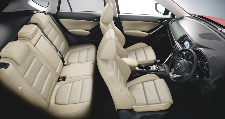 Interior Mazda CX-5 2013. 