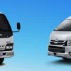 Isuzu Elf vs Toyota Hiace.