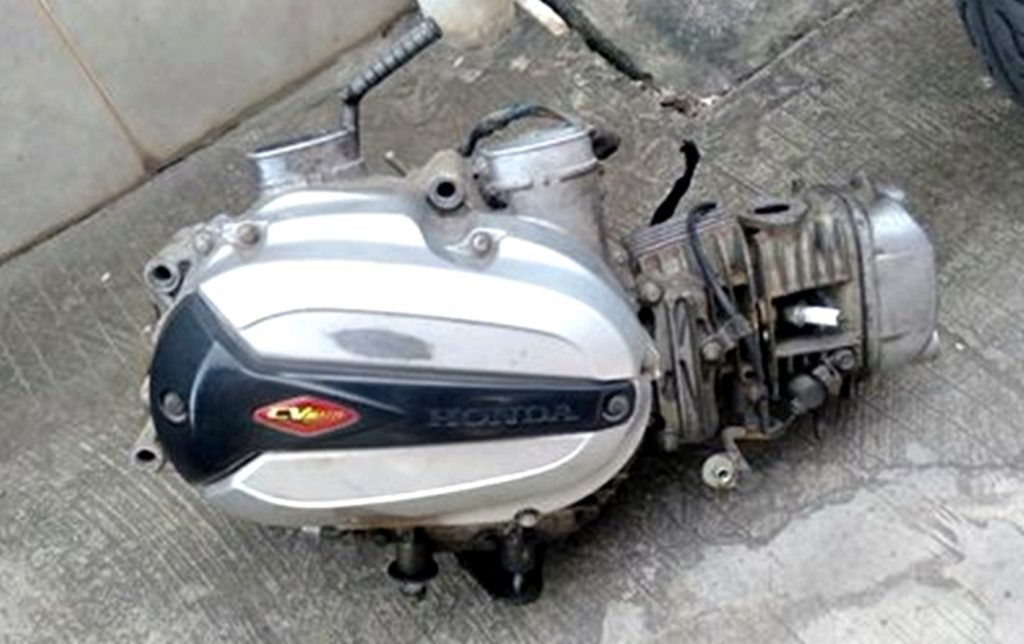 Mesin Honda Revo AT.