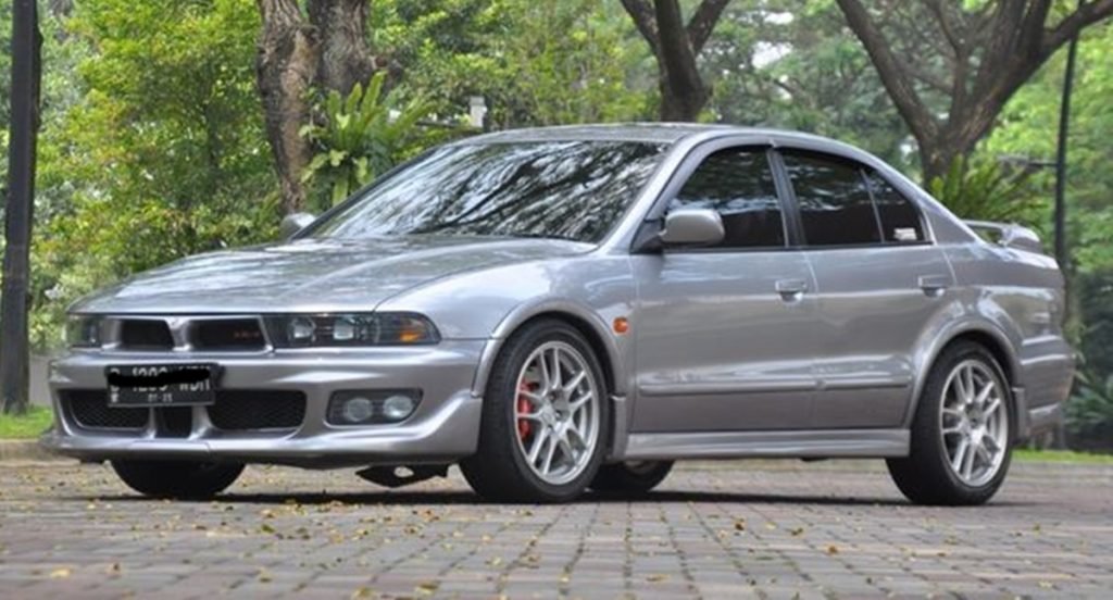 Mitsubishi Galant 'Hiu'.