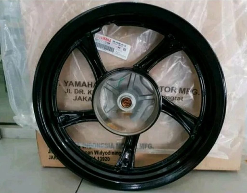 Velg Yamaha Genuine Parts.