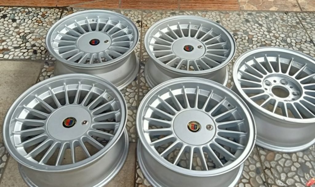 Velg mobil Alpina. 