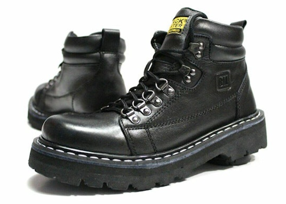 Black Master (Sepatu Boots Rockers). 