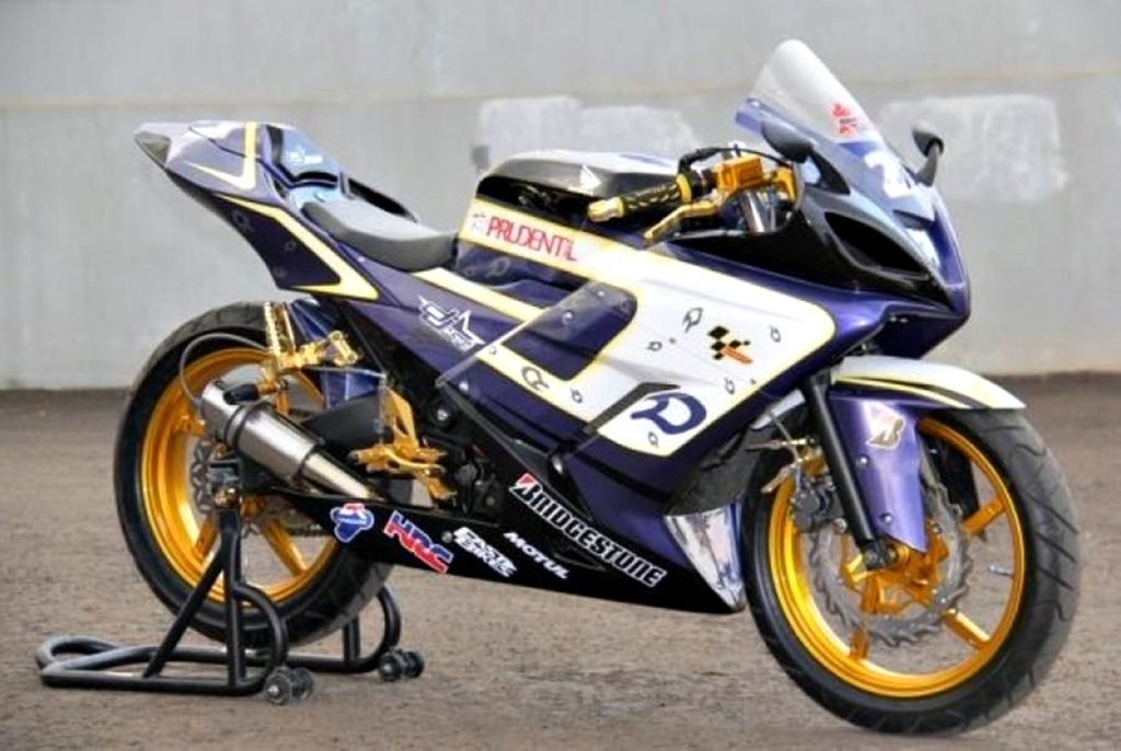 Honda Tiger 2000 modifikasi sport.