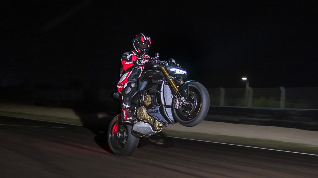 Ducati Streetfighter V4S 2023: Spesifikasi dan Harga