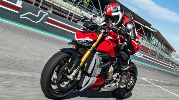 Ducati Streetfighter V4S 2023