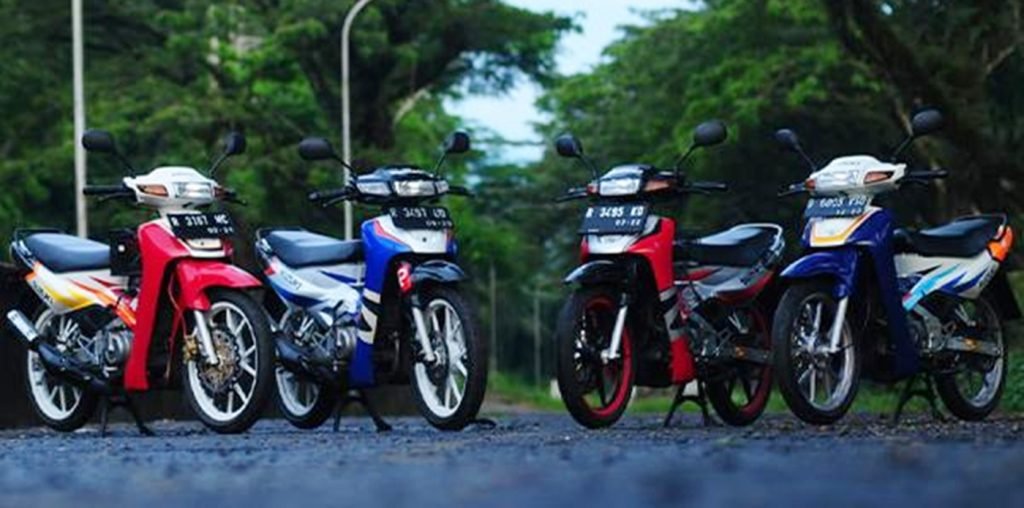 Suzuki Satria 2-Tak Lumba-Lumba. 