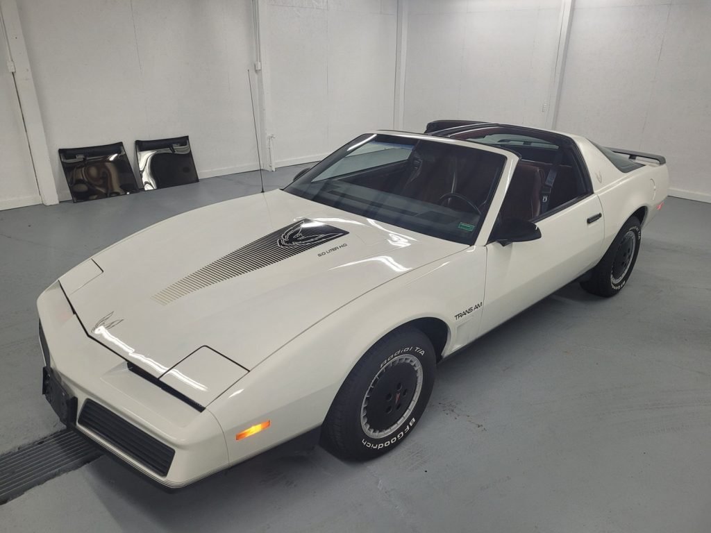 Pontiac Firebird Trans Am 1982. 