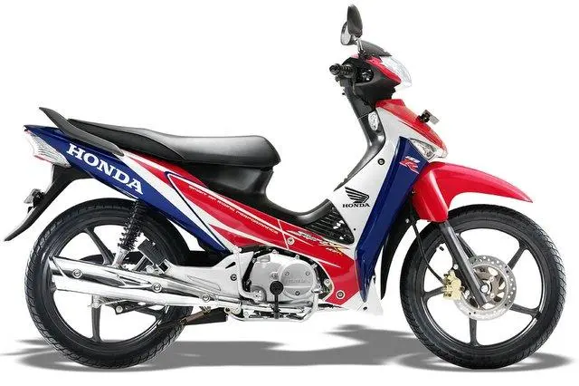 Honda Supra 125D.