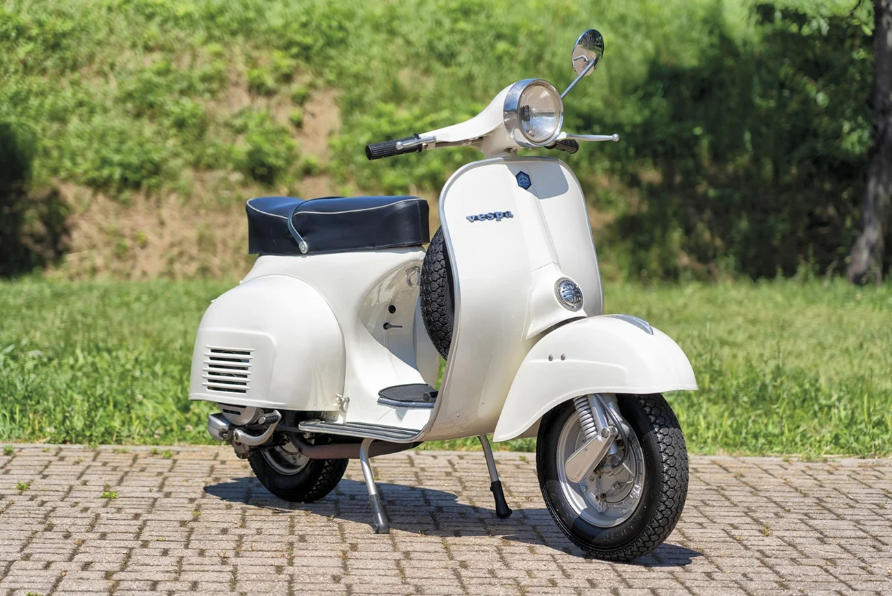 Vespa Sprint Veloce 150.