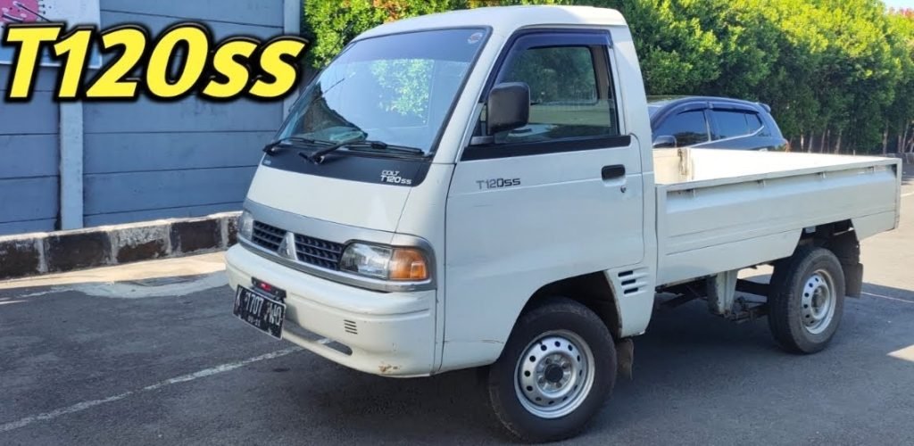 Mitsubishi Colt T120SS 1.3 Standard Pick-up 2003. 