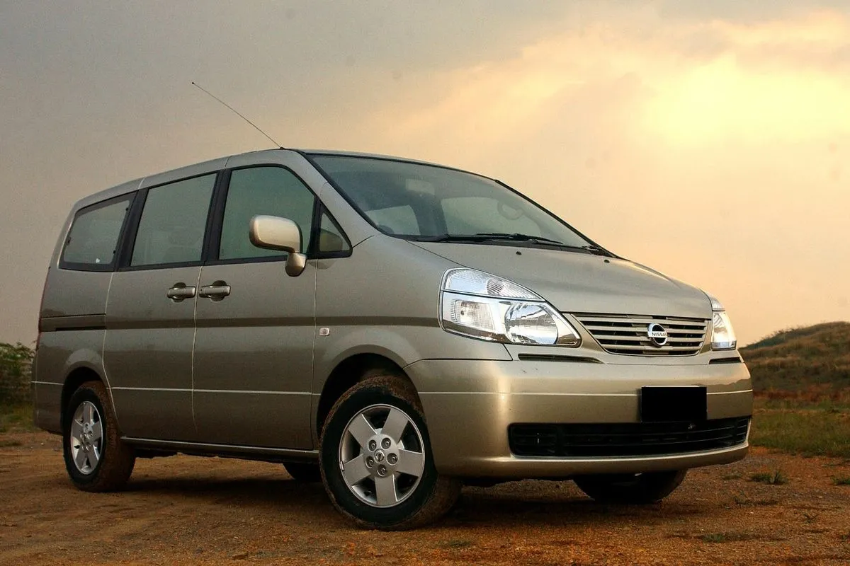 Nissan Serena Bekas_1a