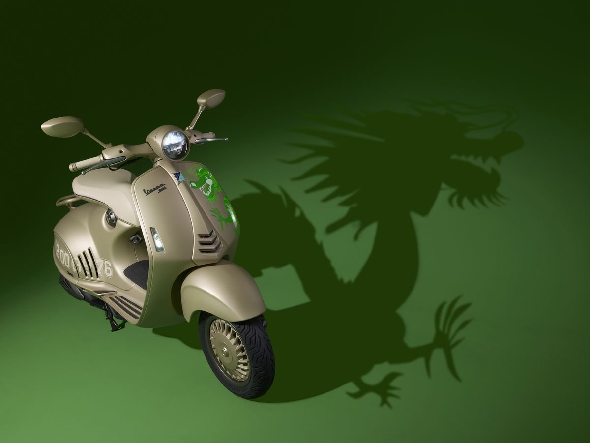 Vespa 946 Dragon_1a