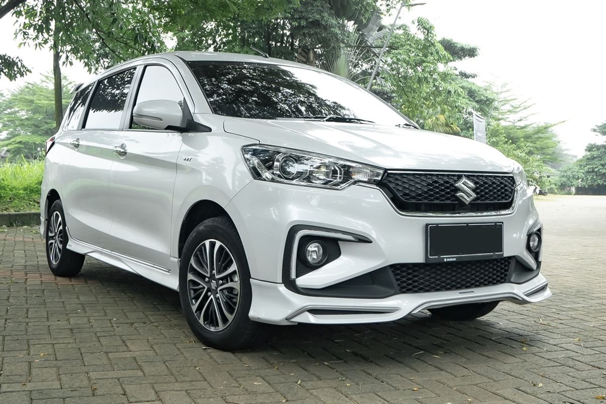 Suzuki Ertiga SS AT Hybrid 2023_1a