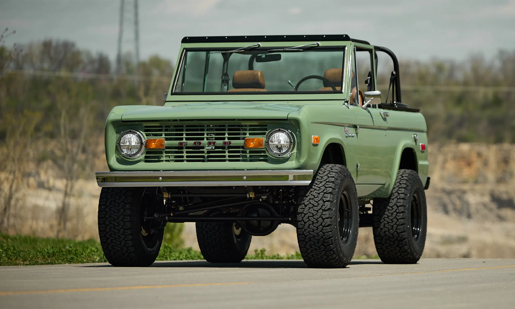 Boxwood Green Vintage Bronco_1a