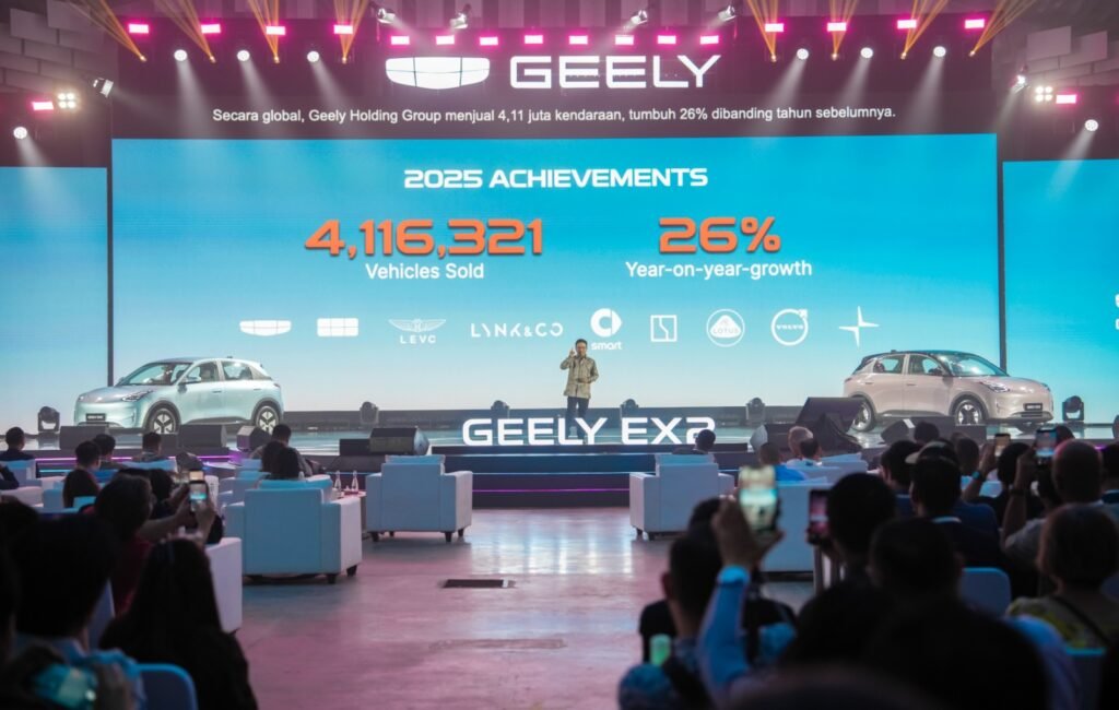 Geely EX2