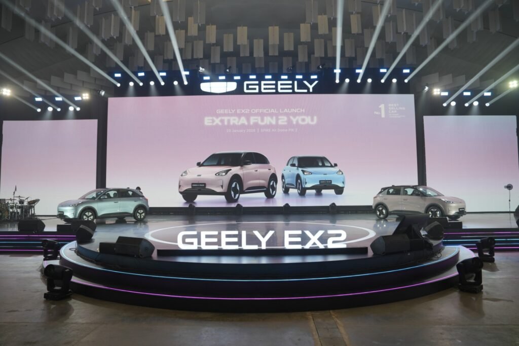 Geely EX2