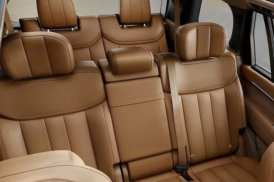 Mobil Dinas Gubernur Kaltim