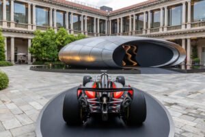 Bersamaan dengan itu, debut Audi di Formula 1 bersama Audi R26