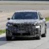 BMW iX4 2028 sedang uji jalan
