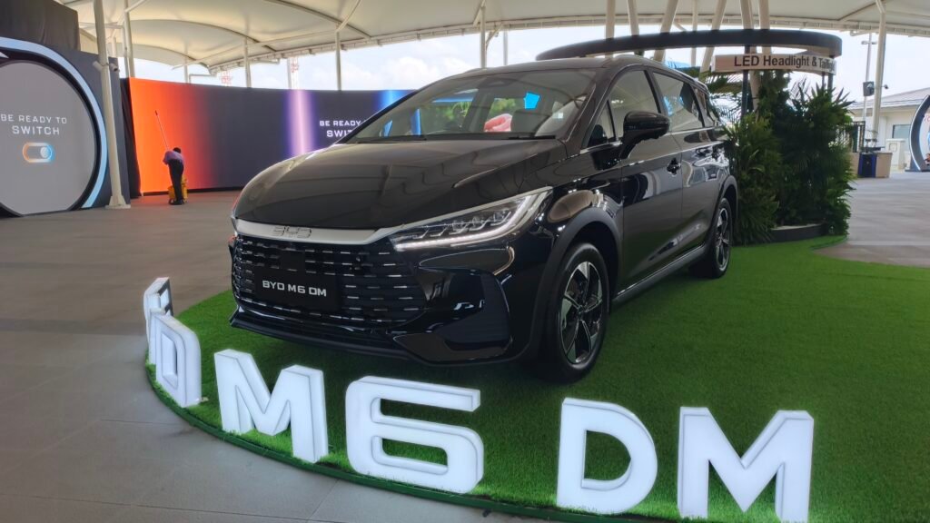 BYD M6 DM-i resmi diperkenalkan