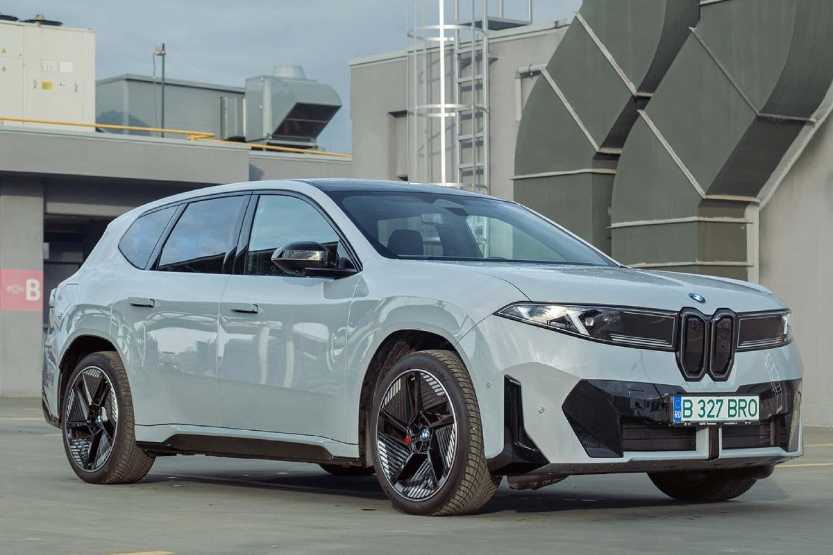 Mobil listrik BMW iX3 2027