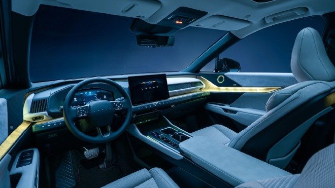 interior lexus tz