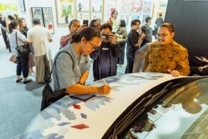 Eksplorasi dan Elegansi pada DENZA D9