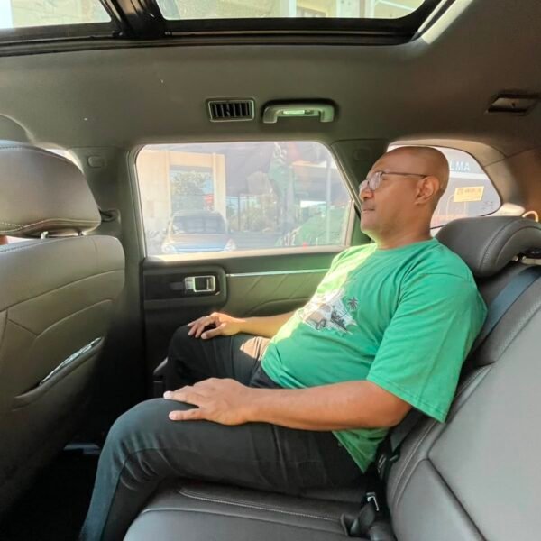 Posisi duduk di baris kedua Wuling Eksion PHEV