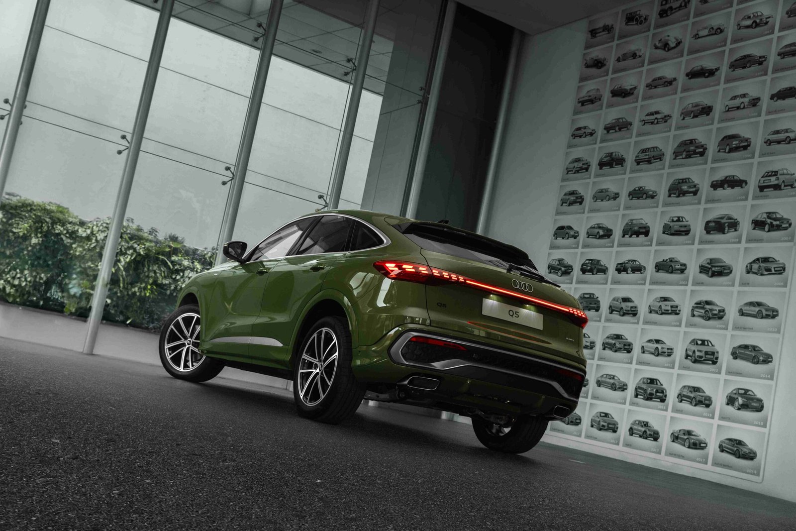 Spesifikasi dan harga Spesifikasi dan Harga The New Audi Q5 Sportback