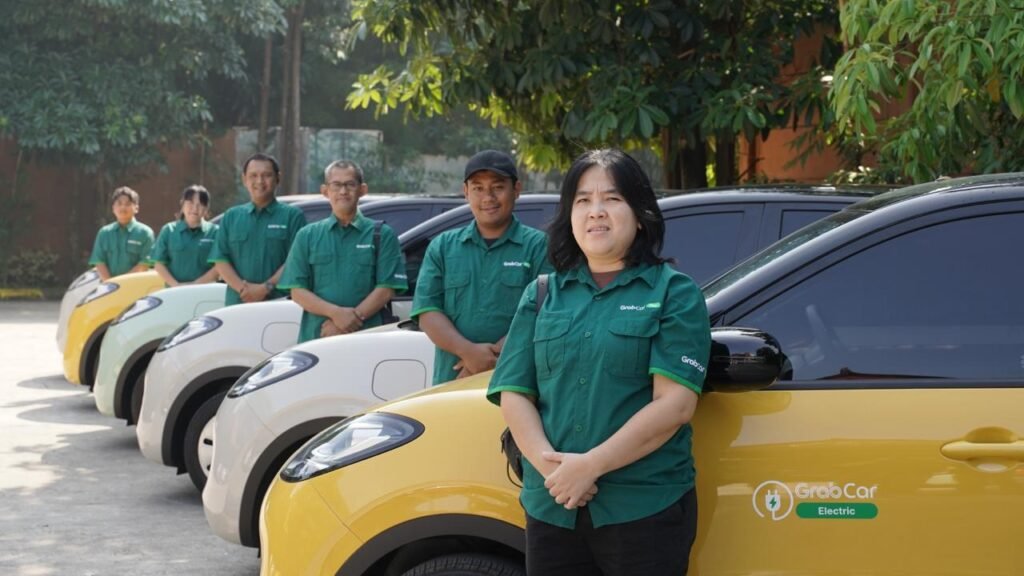 New BinguoEV Lite Tandai Kolaborasi Wuling dan Grab Untuk Layanan GrabRentals