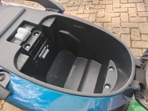 Luas bagasi 35 liter