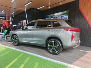 Polytron G3+ Series jadi salah satu rekomendasi mobil listrik keluarga Indonesia