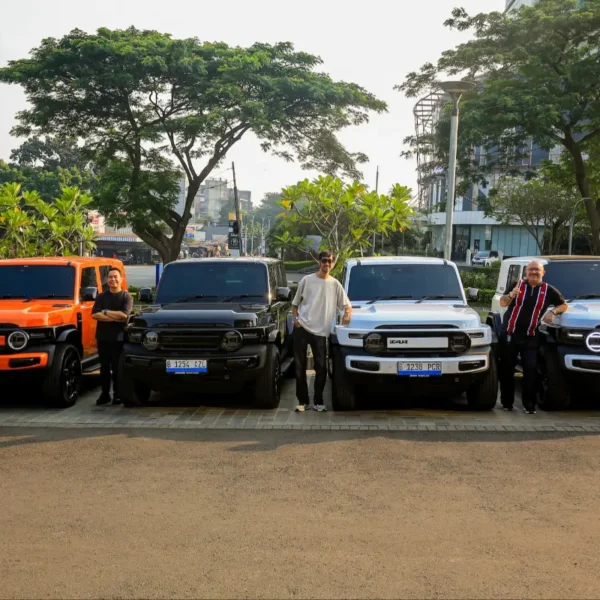 Penyerahan iCAR V23 kepada konsumen Indonesia