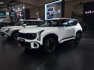 Tampilan samping Kia Seltos baru