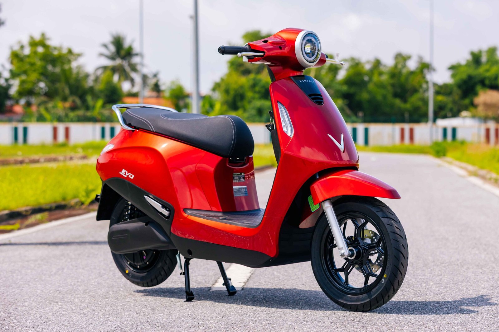 Spesifikasi Motor Listrik VinFast Evo