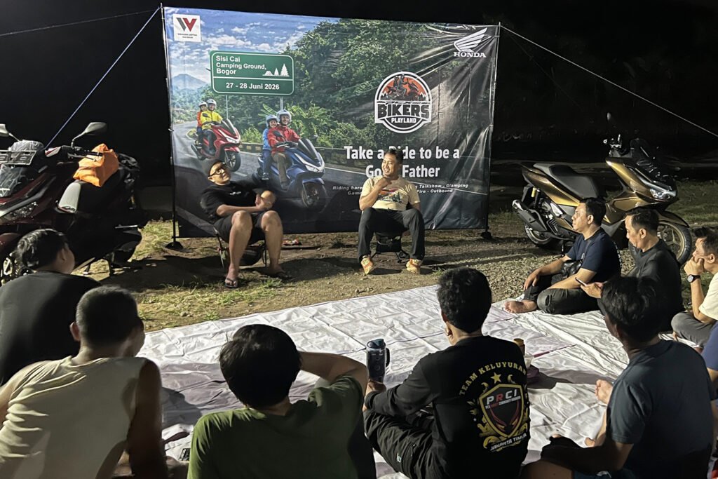 Take Ride to be a Good Father PCX Biker Playland