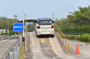 Fitur Hill Hold Control (HHC) membantu di jalanan menanjak