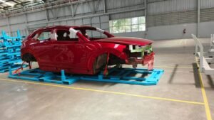 Sasis dan bodi utuh masih didatangkan dari Jepang