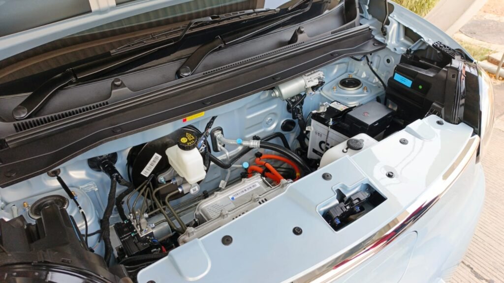 Aira ev menggunakan motor listrik berdaya 30 kW