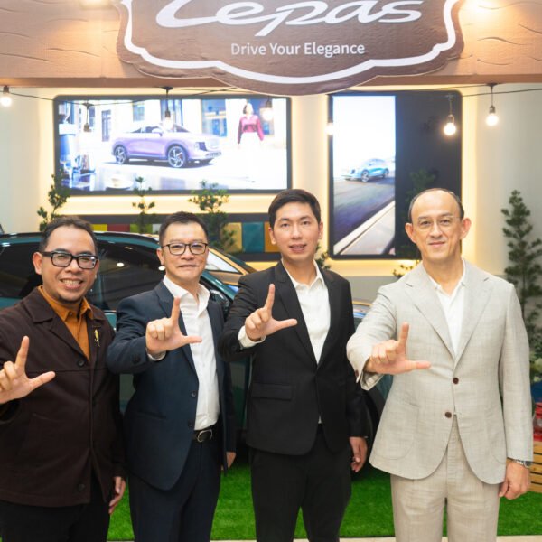 LEPAS Resmi Buka Dealer Pertama di Medan