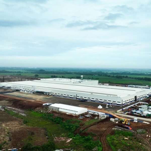 Perakitan Lokal Vinfast di Subang