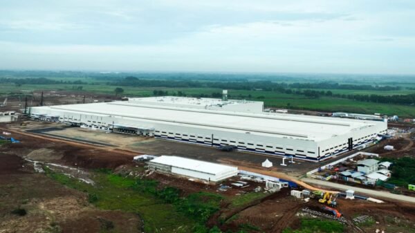 Perakitan Lokal Vinfast di Subang
